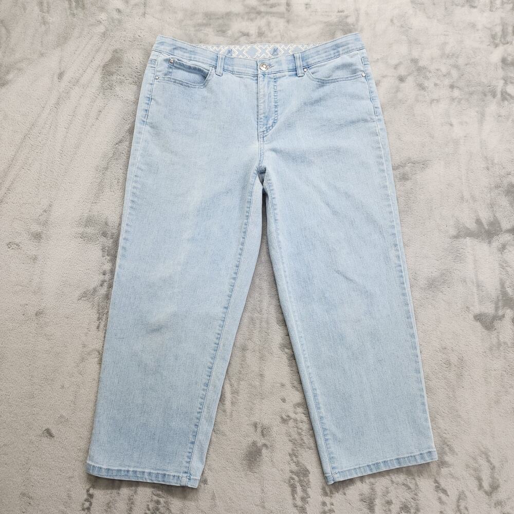 JM Collection Jeans Womens‎ 12 Blue Light Wash Mid Rise Crop Capri Stretch Denim